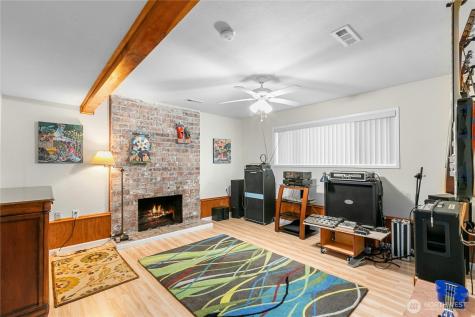 750 NW Dory Drive Oak Harbor WA 98277