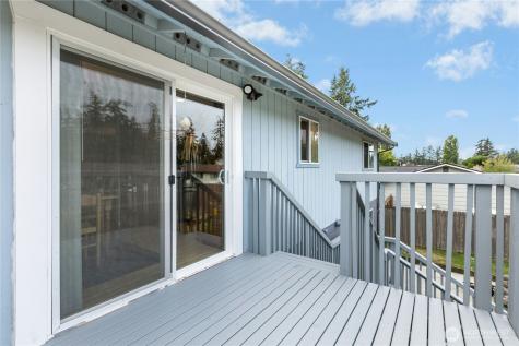 750 NW Dory Drive Oak Harbor WA 98277