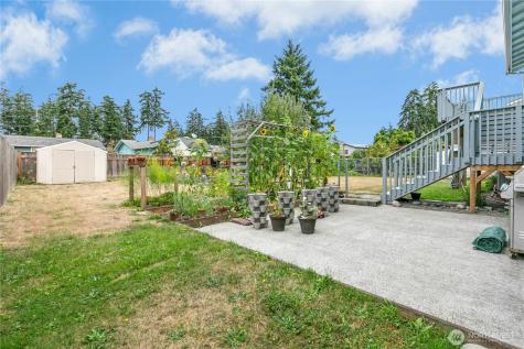 750 NW Dory Drive Oak Harbor WA 98277