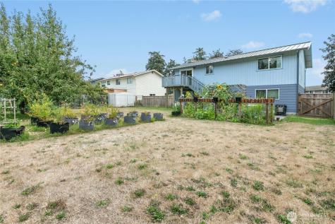 750 NW Dory Drive Oak Harbor WA 98277