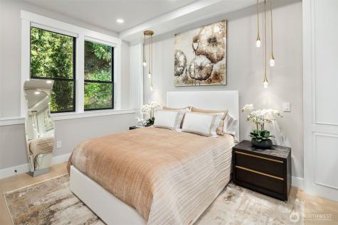 17281 SE 43rd Street Bellevue WA 98006