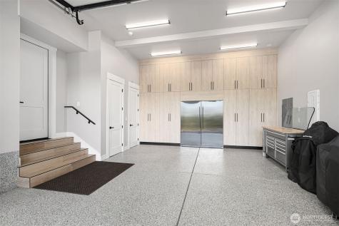 17281 SE 43rd Street Bellevue WA 98006