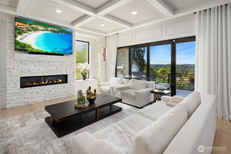 17281 SE 43rd Street Bellevue WA 98006