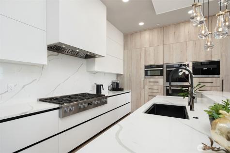 17281 SE 43rd Street Bellevue WA 98006