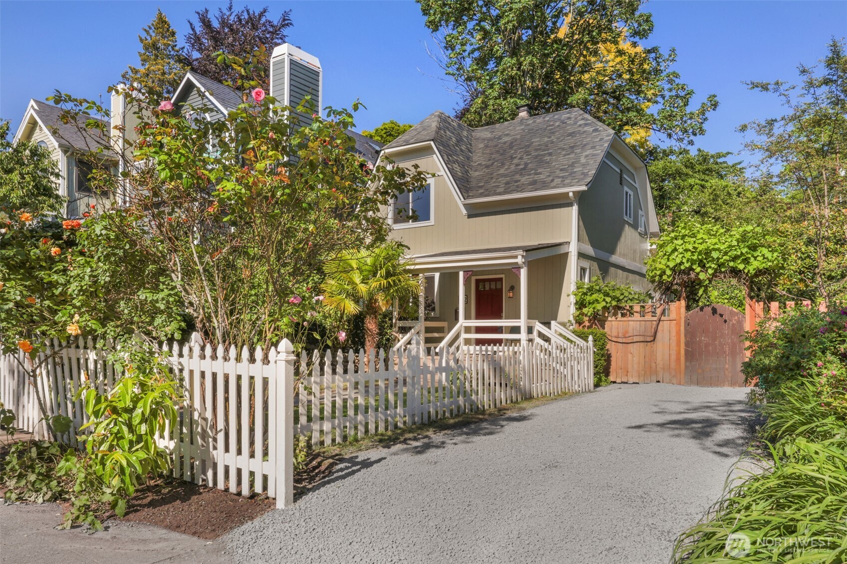 502 32nd Avenue Seattle WA 98122