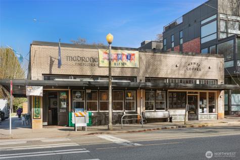 502 32nd Avenue Seattle WA 98122