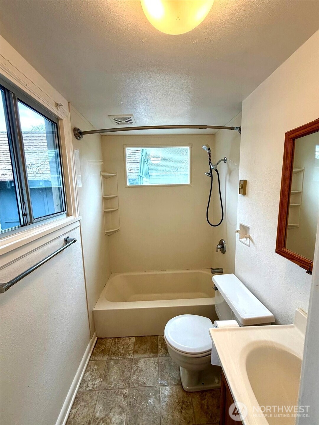 8727 Moreland Avenue SW Lakewood WA 98498