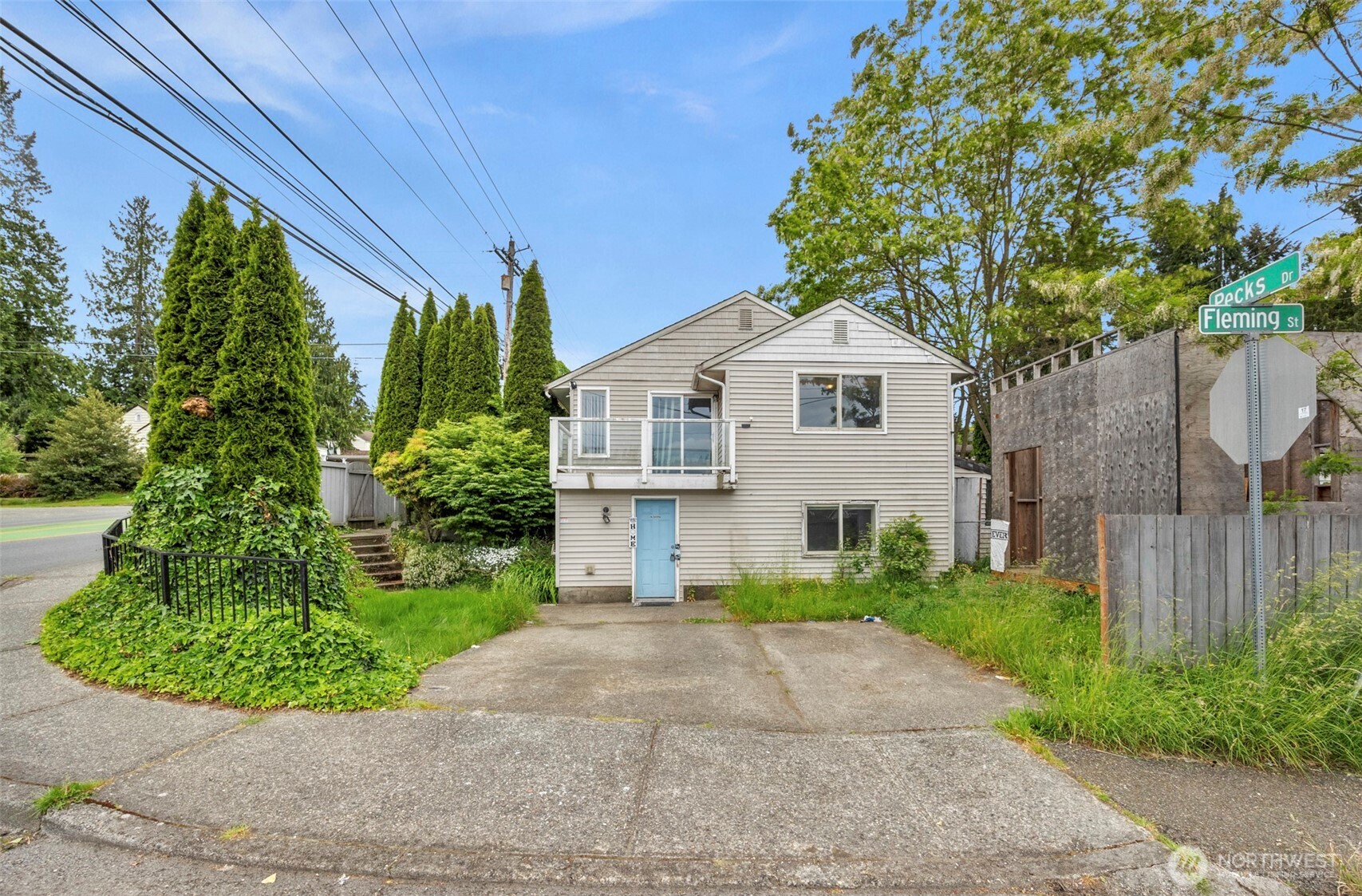929 Pecks Drive Everett WA 98203