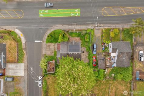929 Pecks Drive Everett WA 98203