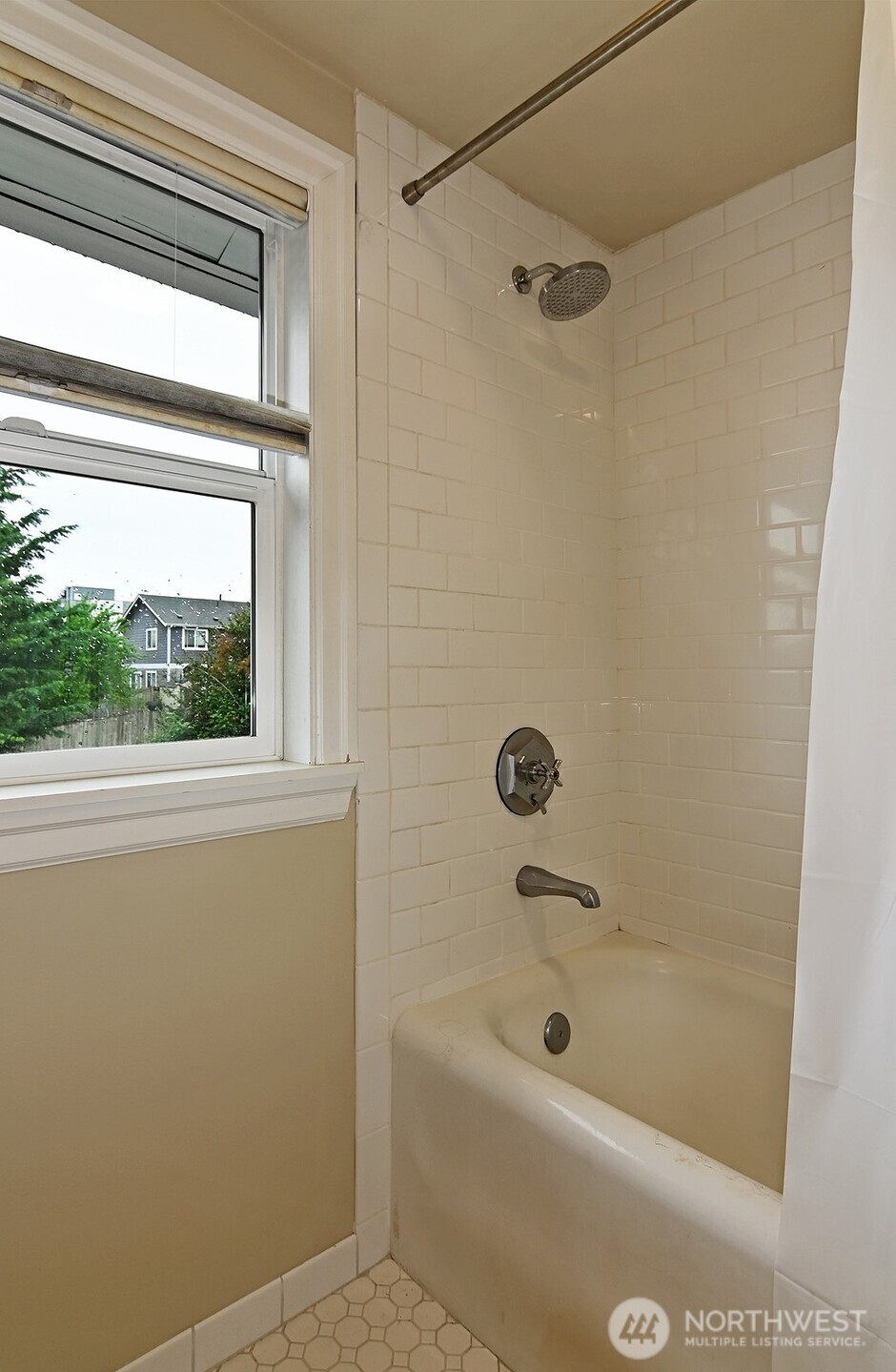 1113 26th Avenue S Seattle WA 98144