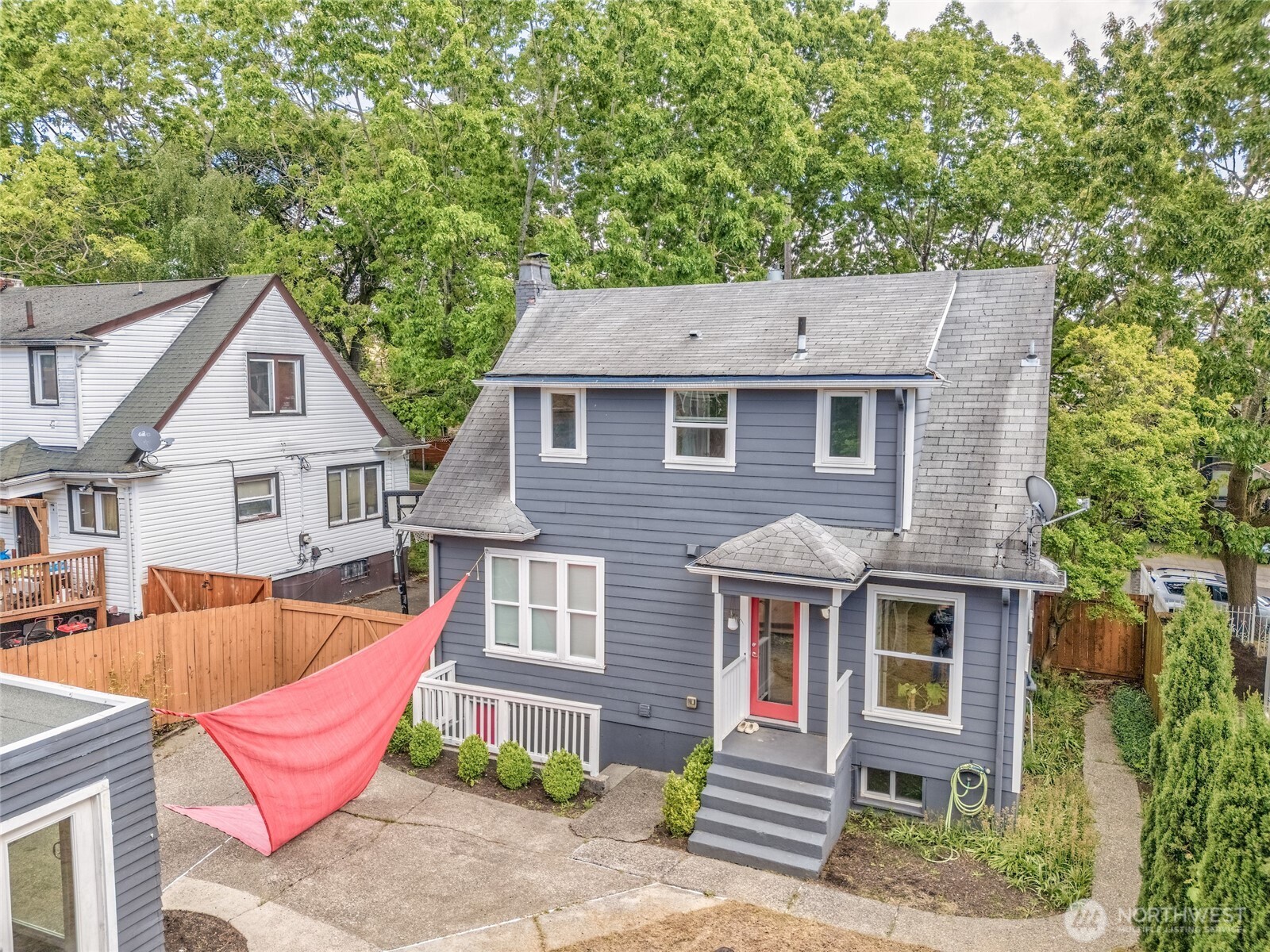 1113 26th Avenue S Seattle WA 98144