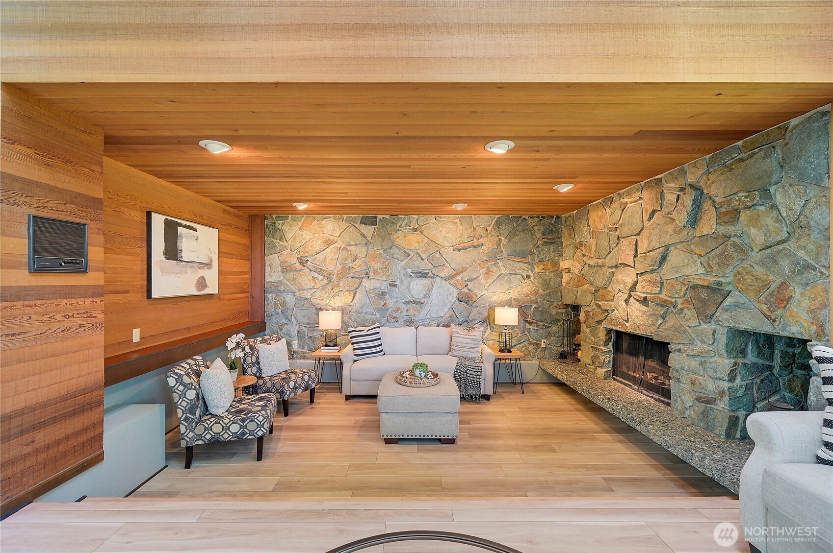 15124 130th Avenue NE Woodinville WA 98072