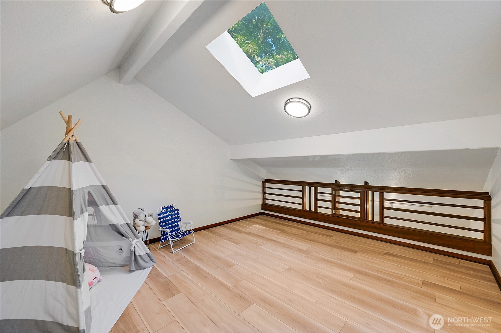 15124 130th Avenue NE Woodinville WA 98072
