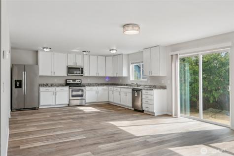 33214 44th Avenue S Federal Way WA 98001