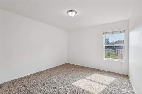 33214 44th Avenue S Federal Way WA 98001