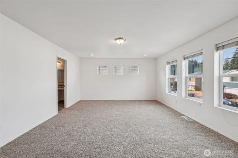 33214 44th Avenue S Federal Way WA 98001