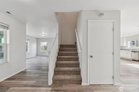 33214 44th Avenue S Federal Way WA 98001