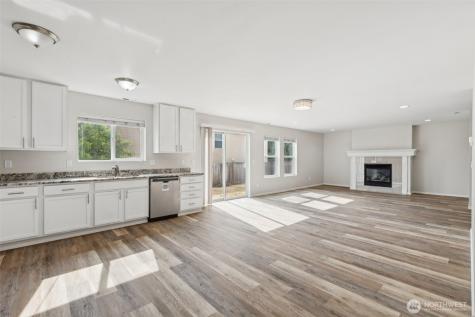 33214 44th Avenue S Federal Way WA 98001