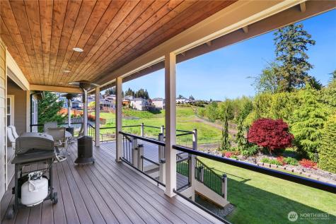 11227 Shawnee Road E Puyallup WA 98374