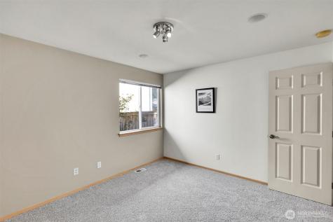 915 N Laurel Lane Tacoma WA 98406