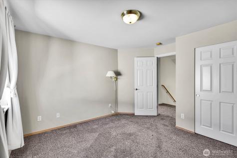 915 N Laurel Lane Tacoma WA 98406