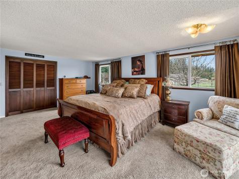 30520 SE 358th Street Enumclaw WA 98022
