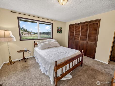 30520 SE 358th Street Enumclaw WA 98022