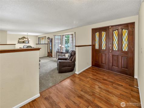 30520 SE 358th Street Enumclaw WA 98022