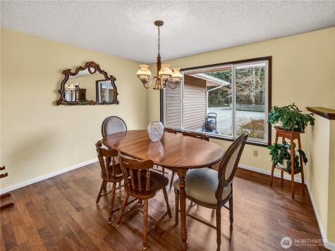 30520 SE 358th Street Enumclaw WA 98022