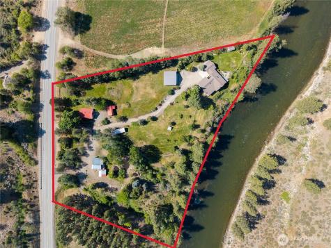 2621 Highway 153 Twisp WA 98856