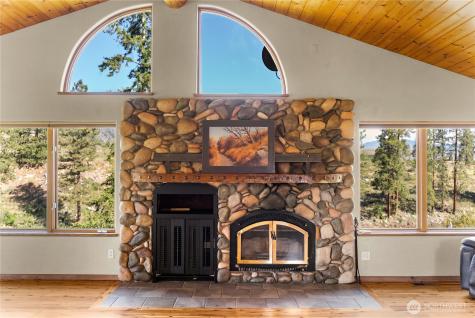 2621 Highway 153 Twisp WA 98856
