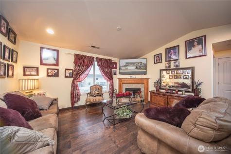 212 I Street NE Quincy WA 98848
