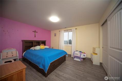 212 I Street NE Quincy WA 98848