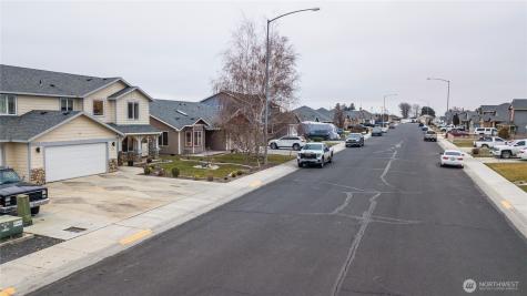 212 I Street NE Quincy WA 98848