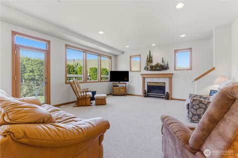 2011 Maiden Lane Wenatchee WA 98801