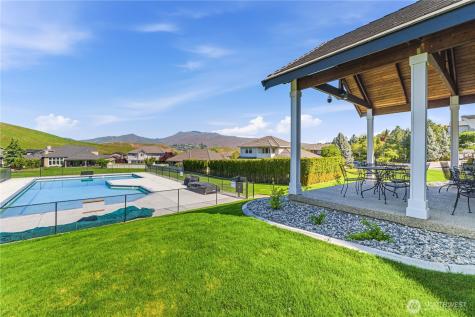 2011 Maiden Lane Wenatchee WA 98801