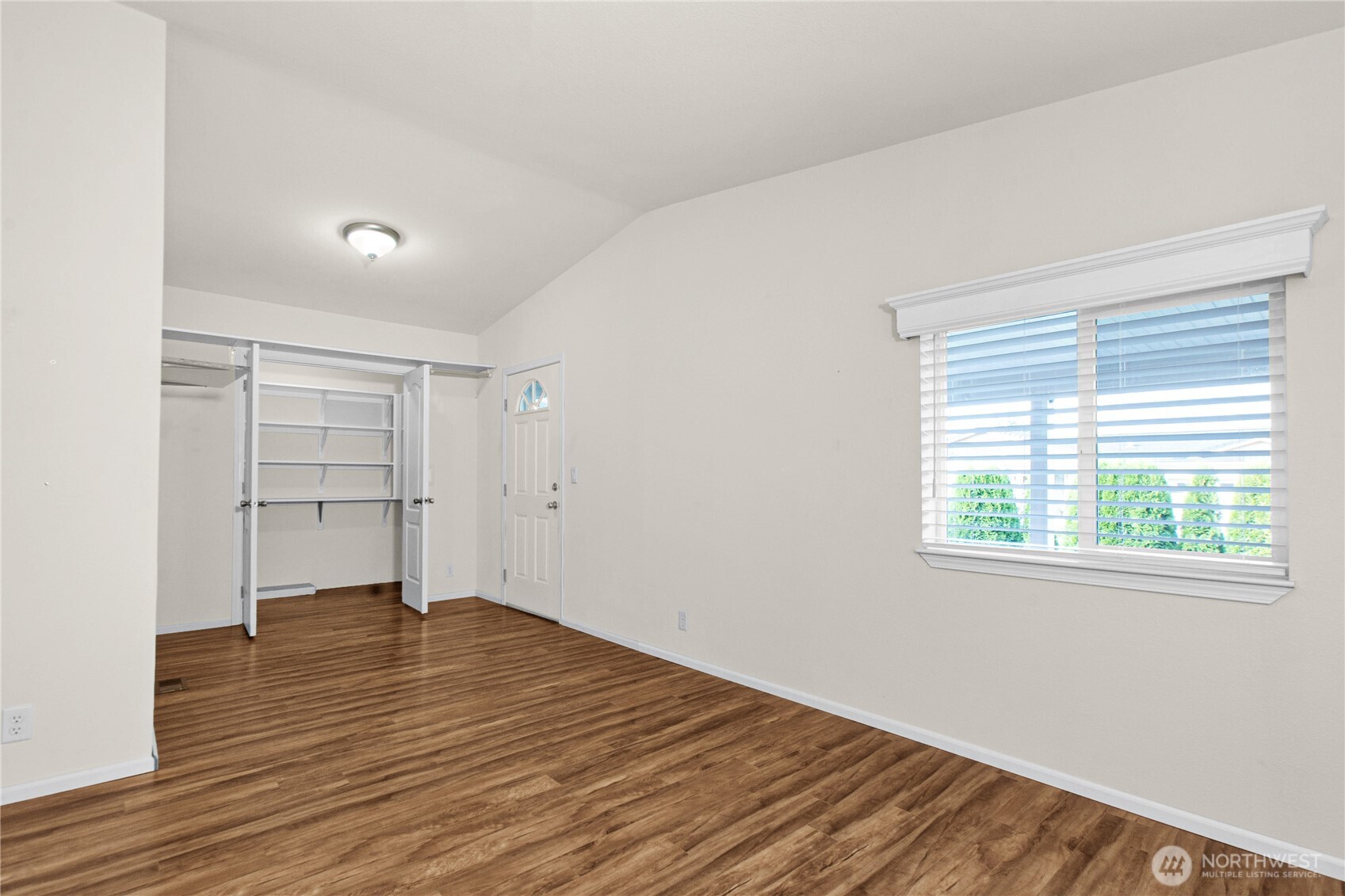 4264 Lakeview Lane SE Lacey WA 98503