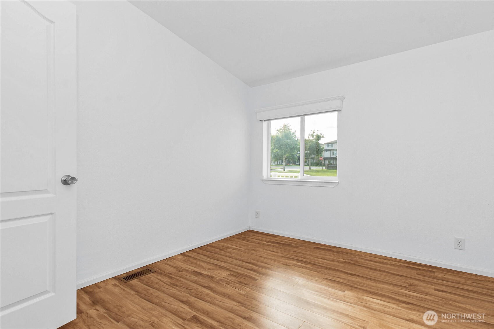 4264 Lakeview Lane SE Lacey WA 98503