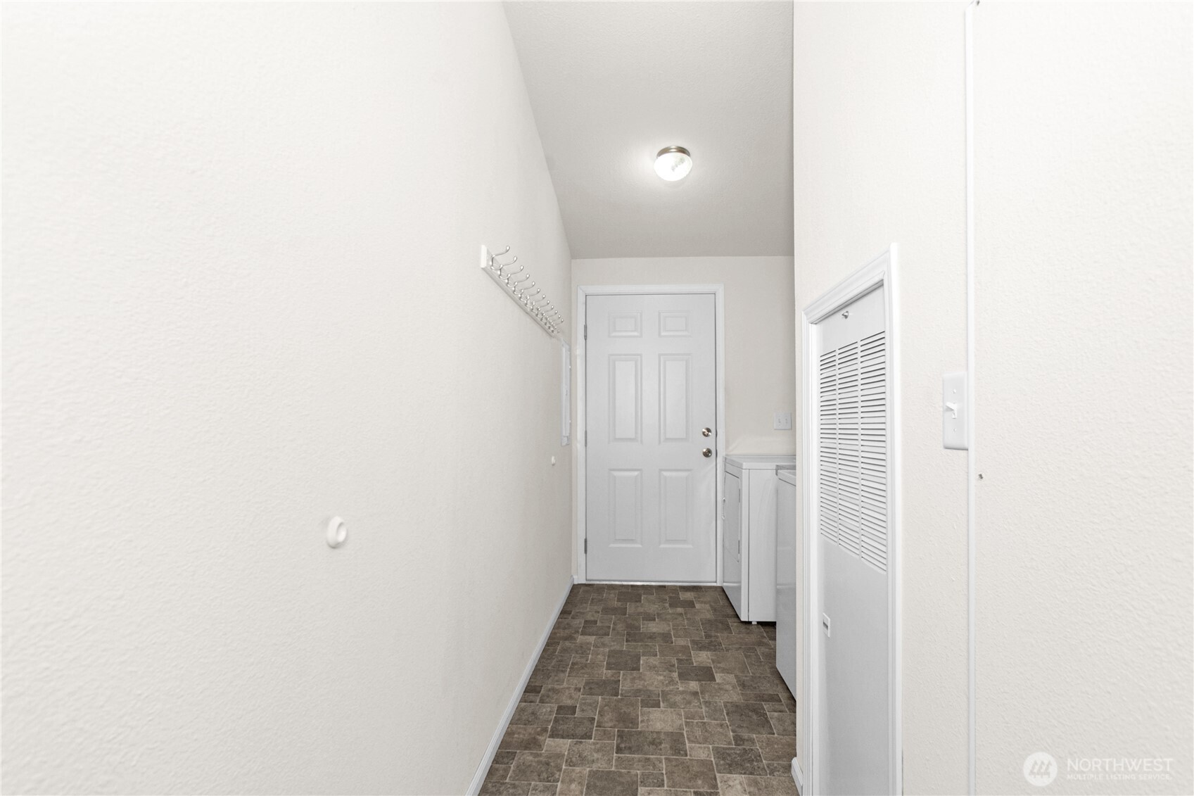 4264 Lakeview Lane SE Lacey WA 98503