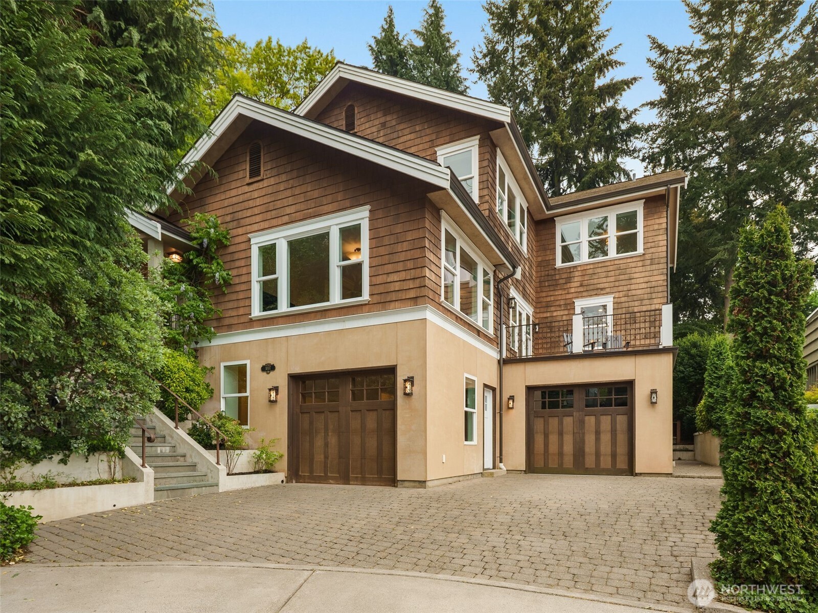 1007 W Newell Street Seattle WA 98119
