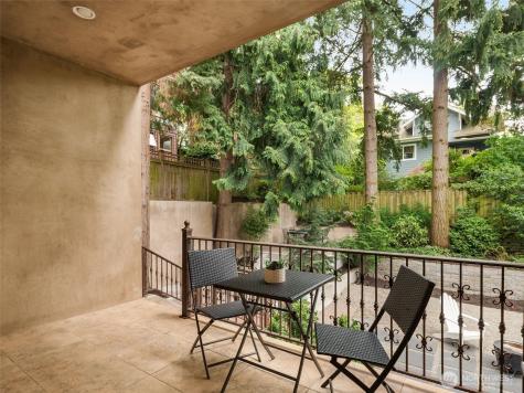 1007 W Newell Street Seattle WA 98119