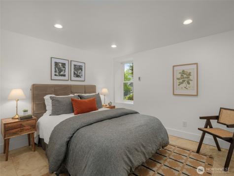 1007 W Newell Street Seattle WA 98119