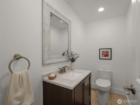 1007 W Newell Street Seattle WA 98119
