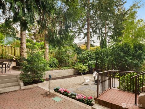 1007 W Newell Street Seattle WA 98119