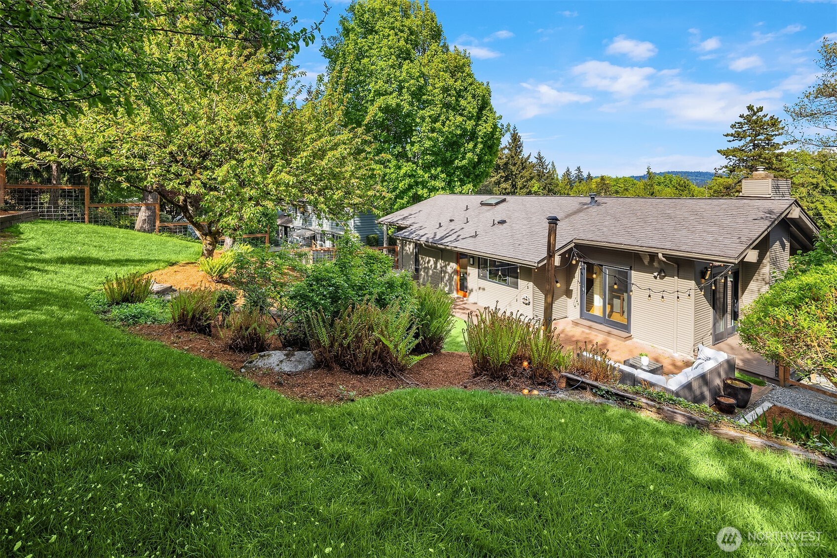 7231 91st Place SE Mercer Island WA 98040