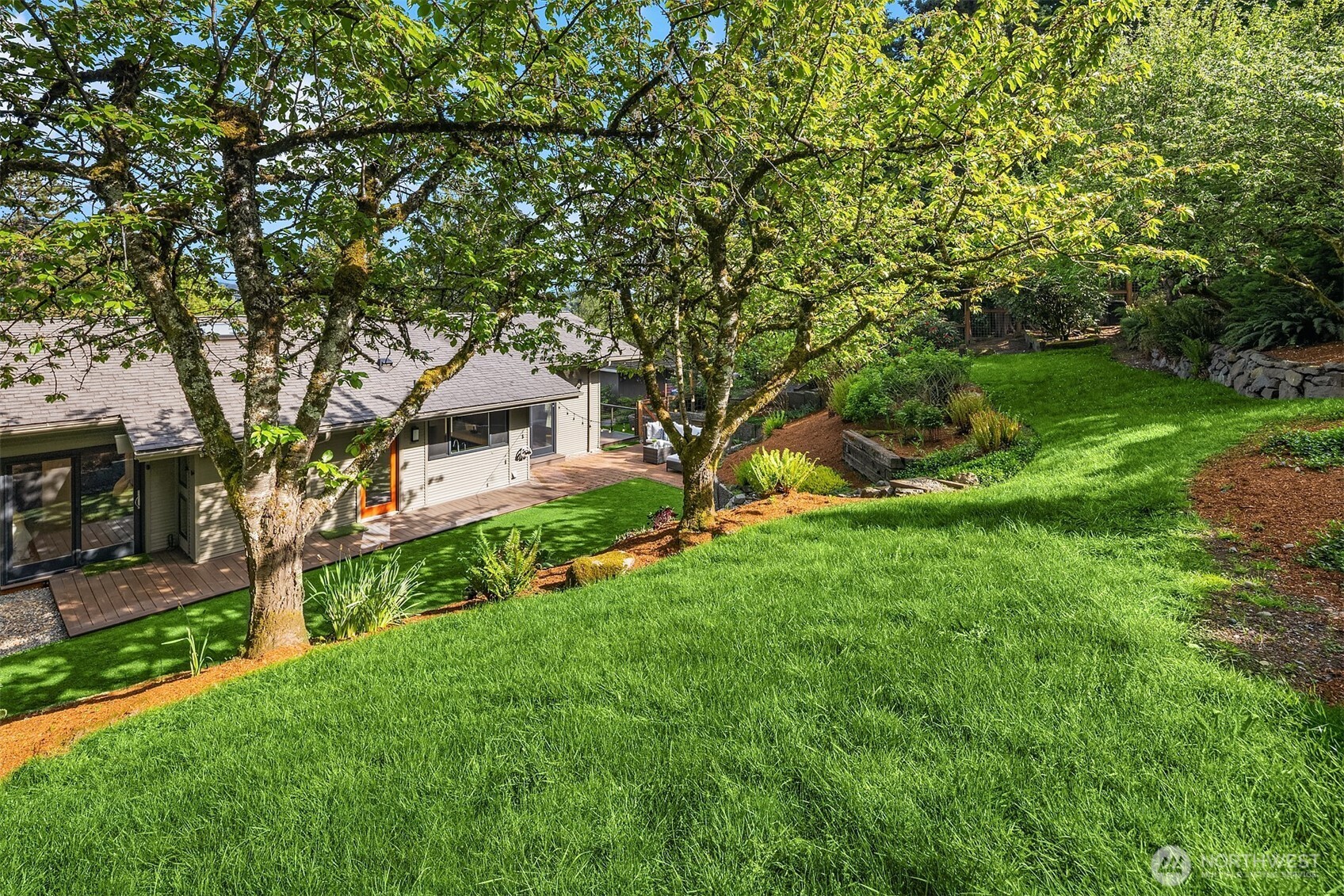 7231 91st Place SE Mercer Island WA 98040