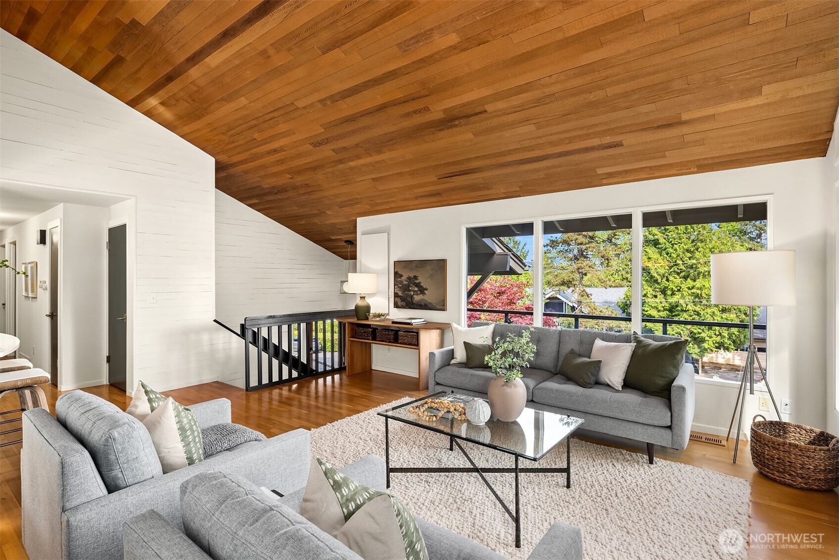 7231 91st Place SE Mercer Island WA 98040