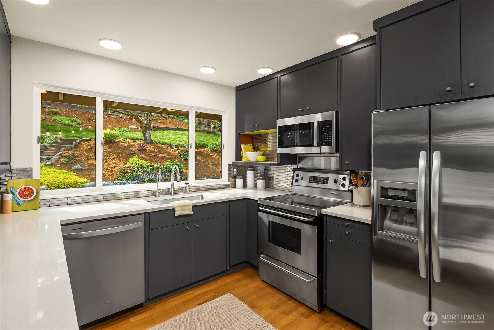 7231 91st Place SE Mercer Island WA 98040