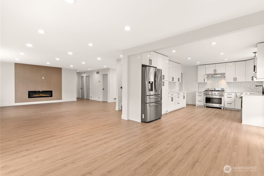 8327 44th Avenue S Seattle WA 98118