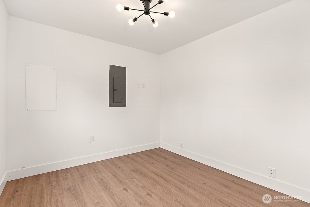 8327 44th Avenue S Seattle WA 98118